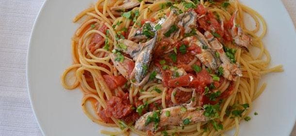 Ricette tradizionali: come preparare le linguine con alici e fichi d'India