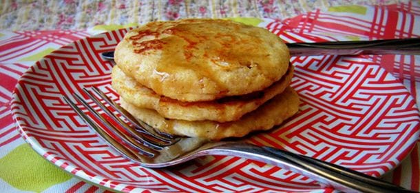 Ricette light: come preparare i pancake senza uova e senza latte