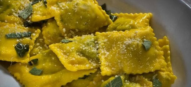 Ricette veloci: come preparare i ravioli burro e salvia