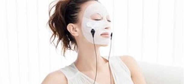 Shiseido crea la maschera che si attiva con l'iphone