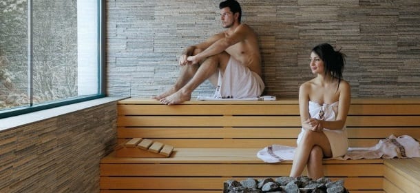 Perdere peso grazie alla sauna: bastano venti minuti al giorno