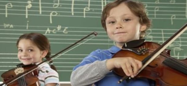 Studiare la musica da bambini aiuta il cervello da anziani