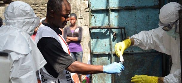 Virus ebola: il vaccino VSV-Ebov sperimentato in Guinea è efficace al 100%