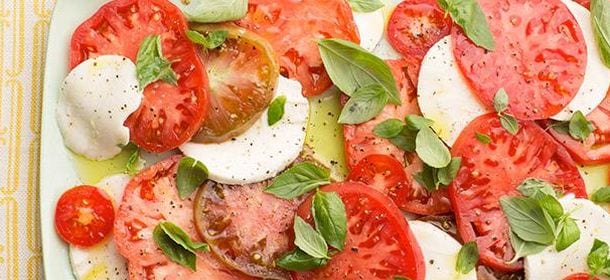 Ricette di Ferragosto: come preparare una caprese classica