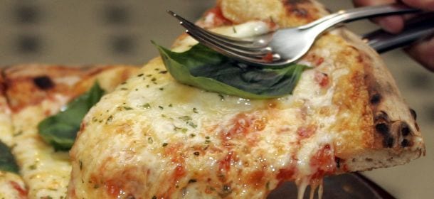 Pizza napoletana nel patrimonio dell'Unesco? La candidatura che più fa onore al made in Italy