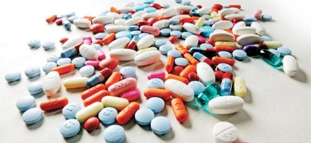 Mix di farmaci presi 'a caso': l'ultima moda è la roulette russa con i medicinali