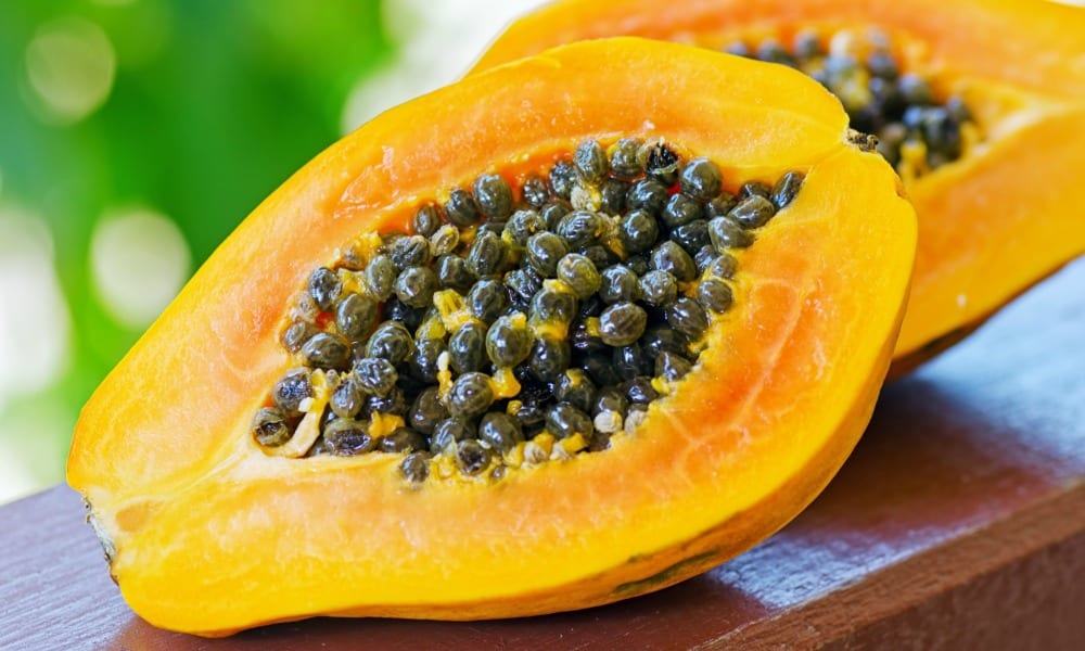 Papaya: i 10 effetti sorprendenti che ha sul nostro corpo