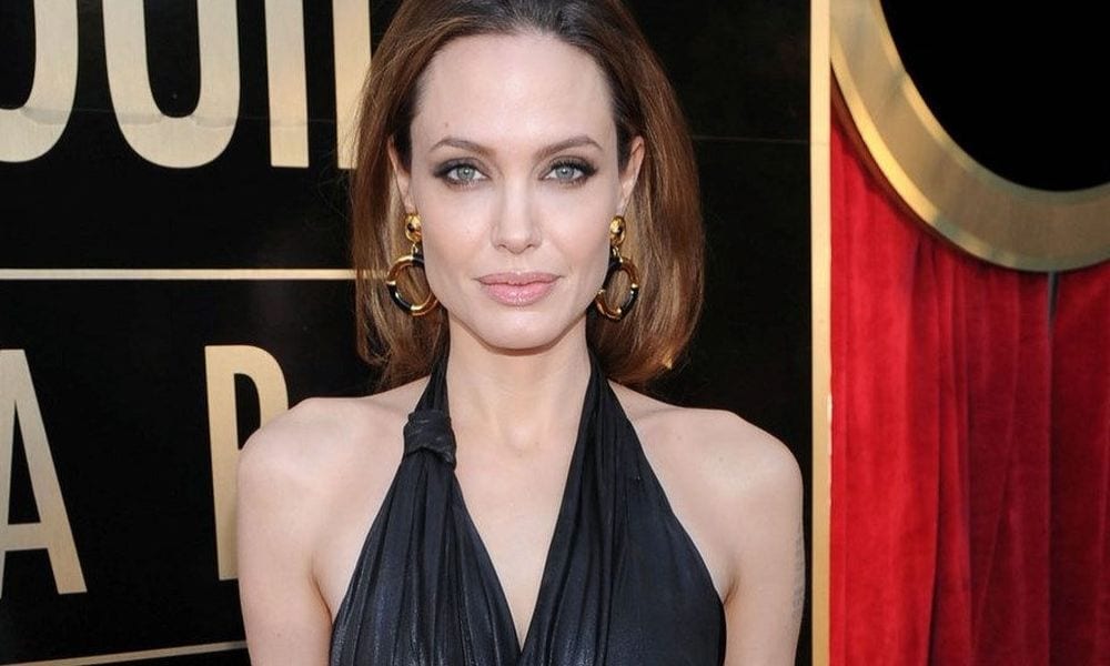 Angelina Jolie sempre più magra: scoperto il motivo che l’ha ridotta così