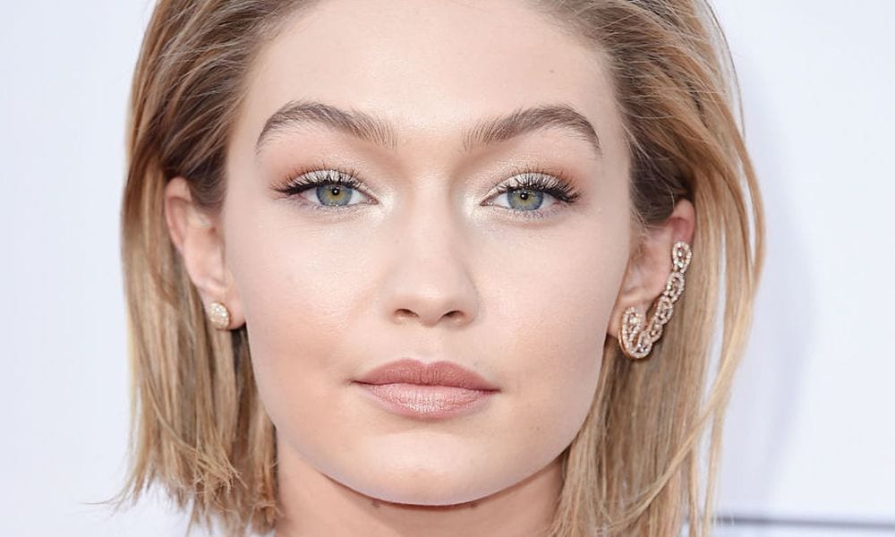 Belle come Gigi Hadid: come realizzare un trucco come il suo [VIDEO]