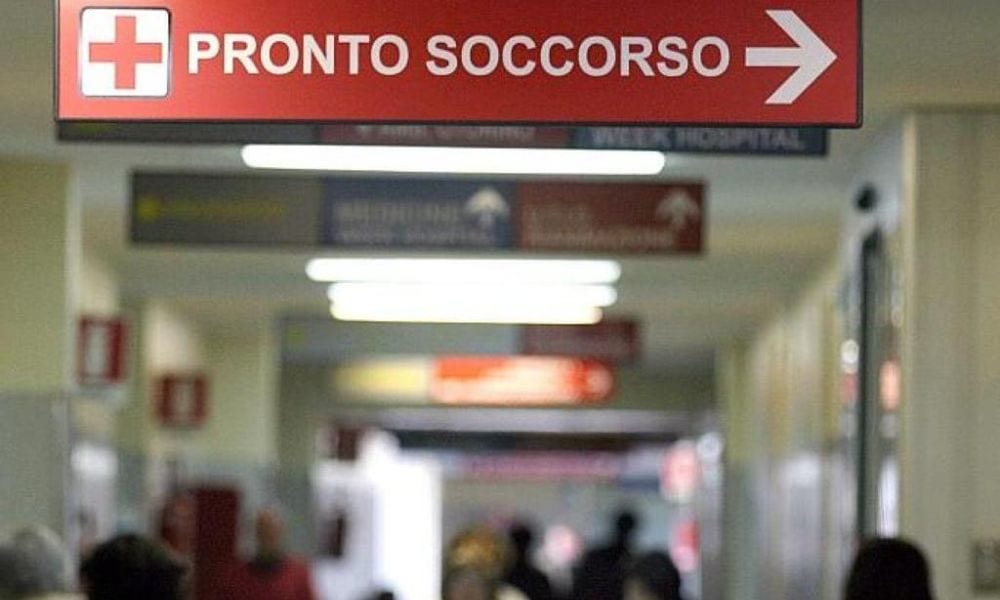 Scandalo al Pronto Soccorso: infermieri fanno a gara di aghi, punito chi li aveva denunciati