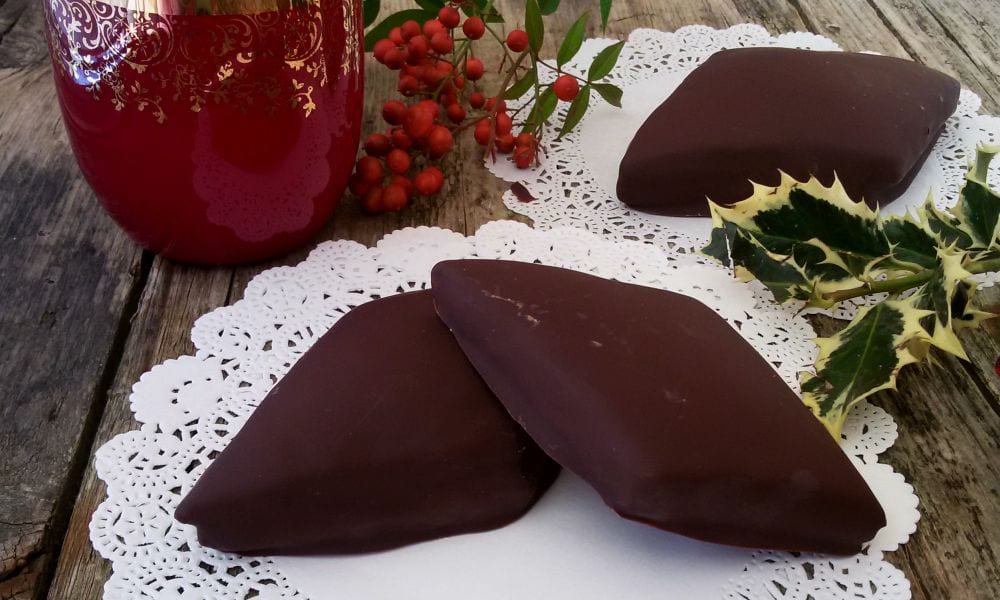 Mostaccioli al cioccolato: il gusto tipico del Natale del Sud