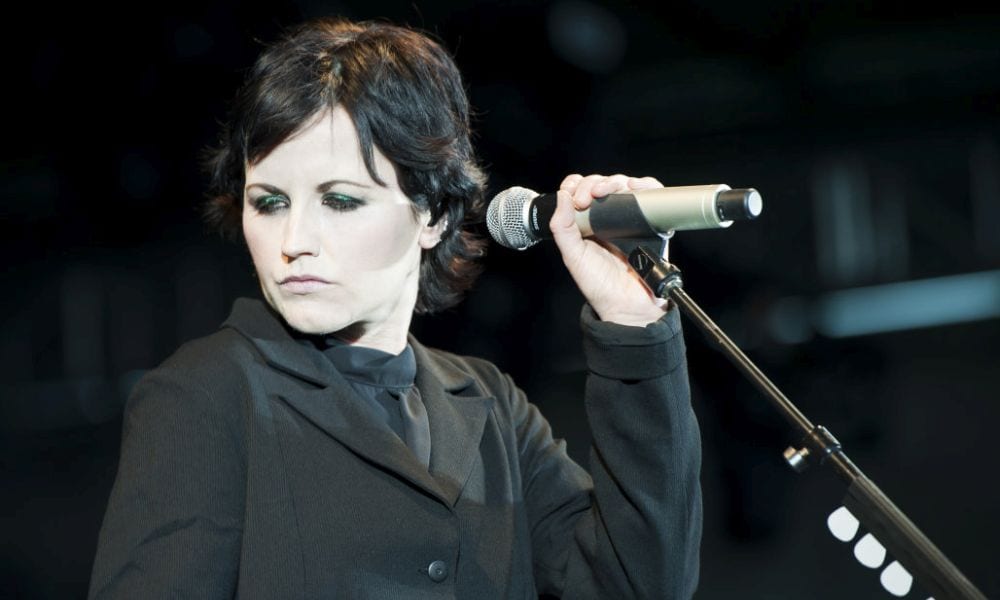 Dolores O'Riordan muore a 46 anni: la malattia che la affliggeva