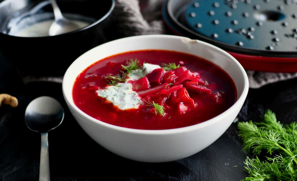 La ricetta del Borsch: la famosa zuppa russa con barbabietola e carne